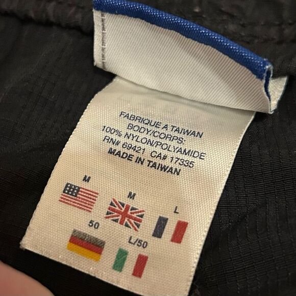 Vintage Reebok Men’s Athletic Shorts Black Drawstring Size Medium EUC - Picture 6 of 7